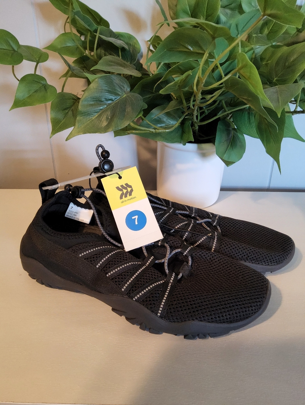 all in motion Unisex Watershoes